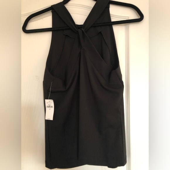 Banana Republic black fitted tank top - Picture 4 of 6